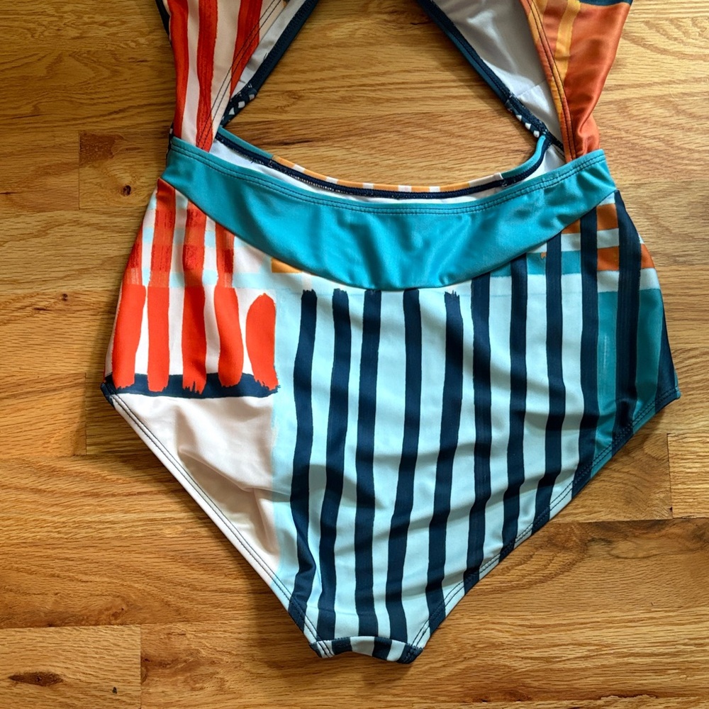 Nani Ray High Tide One-Piece Swimsuit - Picture 10 of 12